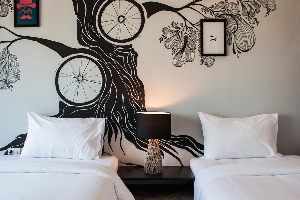 The Bike Loft Family Hostel Hua Hin Exterior foto